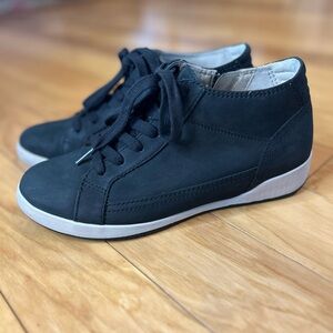 Dansko Onyx Black Nubuck Leather Women’s Sneakers